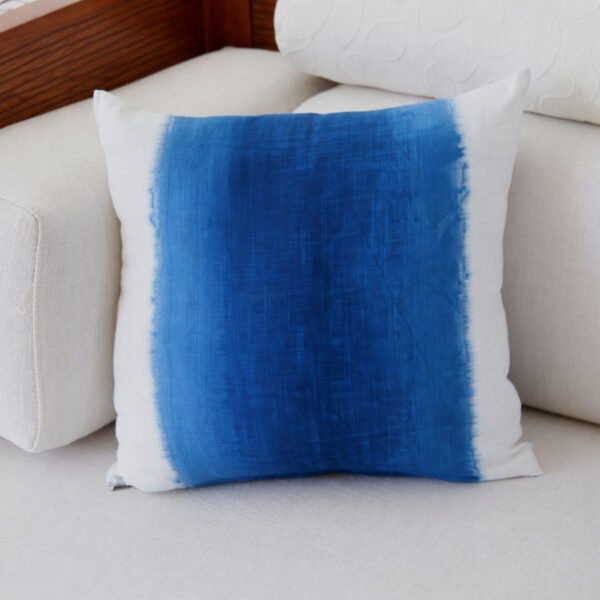 IMG_5429 Housse de coussin indigo Zharan